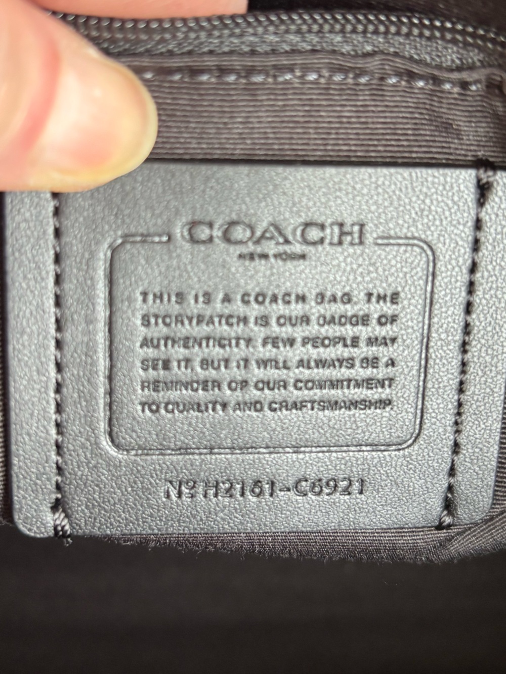 Coach Brown Signature NYC Skyline Apple Patch - Picture 9 of 11